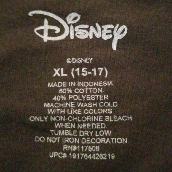 NWOT MICKEY MOUSE TEE!! JUNIORS SIZE - Picture 6 of 6